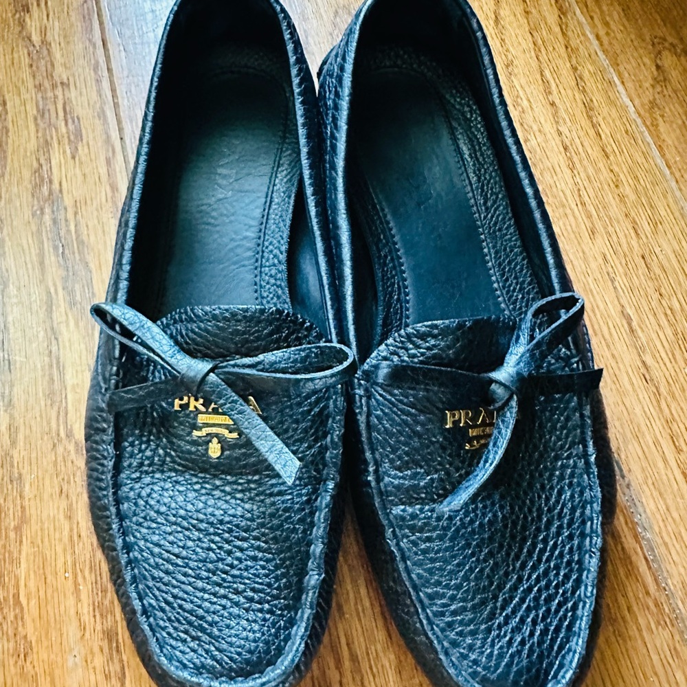 Prada Black Pebbled Leather Bow Driving Loafers